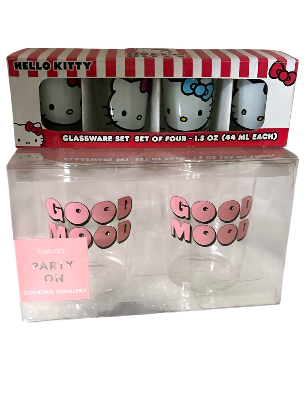 SANRIO HELLO KITTY 4 pc GLASSWARE & 2 PC. CLEAR ACRYLIC TUMBLERS SET